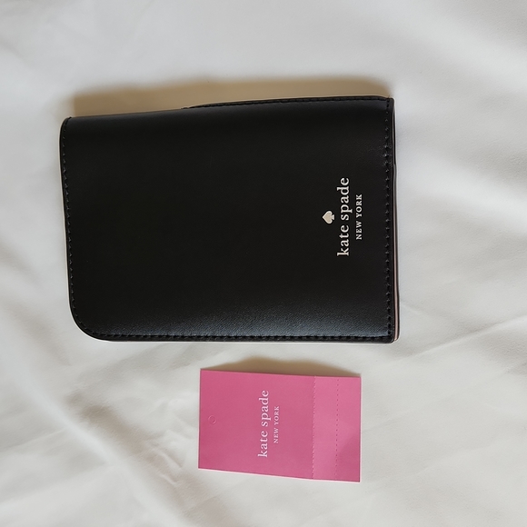 Kate Spade Passport and credit cards holder - Picture 5 of 7